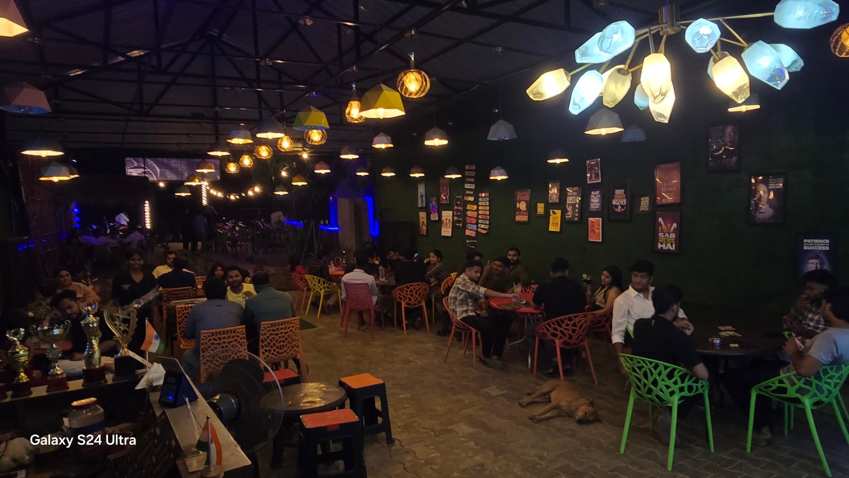 Biks Brew Café, Patharagadia.